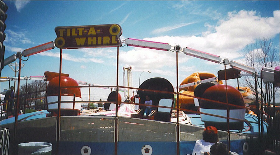 Tilt-A-Whirl Carnival Midway Ride in Toronto, Mississauga, Brampton, Hamilton, Markham